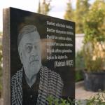 ADIYAMAN (PERRE) - Adıyaman'ın Kahta ilçesinde yaşayan ve 15 Şubat 2025 tarihinde hayatını kaybeden Türk Halk Müziği sanatçısı Mustafa Kahtalı (Kahtalı Mıçe) anısına, Ulusu Müzik tarafından "Kaderimi Yaz Kalbime" adlı öz...