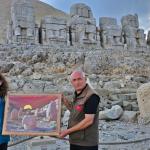 ADIYAMAN (PERRE) - (Mustafa KAMIŞ) - Birleşik Krallık'ın Türkiye Büyükelçisi Jennifer Anderson, Adıyaman ziyareti kapsamında 2 bin 200 metre rakımdaki Nemrut Dağı'nı ziyaret etti.