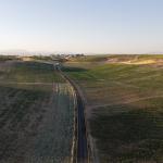 ADIYAMAN (PERRE) - (Şeriban ÖZÇAKMAK) - Adıyaman Valiliği İl Özel İdaresi tarafından Samsat ilçesine bağlı İnceali Köyü'nde BSK sıcak asfalt çalışmaları devam ediyor.