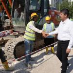 ADIYAMAN (PERRE) - (Berfin GÜRBÜZ) - Adıyaman Belediyesi, bir ay önce Mimar Sinan Mahallesi'nde başlattığı kanalizasyon ve yağmur suyu şebekesi çalışmalarını İmamağa ve Bahçecik mahallelerine taşıdı.