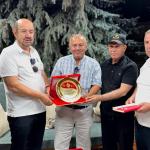 ANKARA (PERRE) - (Şeriban ÖZÇAKAMK) - YENİÇAĞ Gazetesi yazarı İsmail Türk, gazetecilik alanındaki çalışmaları ve Türk dünyasına sunduğu katkılar dolayısıyla ata yurdu Kırgızistan'da düzenlenen törende Türk Dünyası Ödülü'...