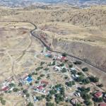 ADIYAMAN (PERRE) - (Şeriban ÖZÇAKMAK) - Adıyaman İl Özel İdaresi tarafından Gölbaşı ilçesine bağlı Çataltepe Köyü'nde yürütülen Bitümlü Sıcak Karışım (BSK) asfalt çalışmaları aralıksız devam ediyor.