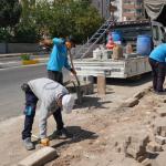 ADIYAMAN (PERRE) - (Behçet ATABEK) - Adıyaman Belediyesi Fen İşleri Müdürlüğü ekipleri, kent genelinde asfalt, freze, yama, kaldırım ve kilitli parke çalışmalarını aralıksız sürdürüyor.