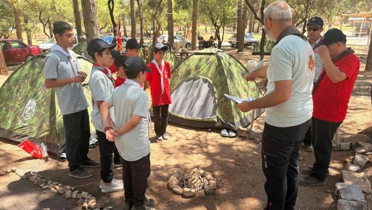 Adıyaman Ali Dağı Mesire Alanı’nda izcilik kampı başarıyla tamamlandı