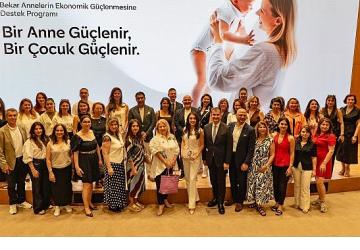 QNB Türkiye ve İKAD E İş Birliği ile Bekar Annelerin Ekonomik Güçlenme Yolculuğunda İlk Adım Atıldı