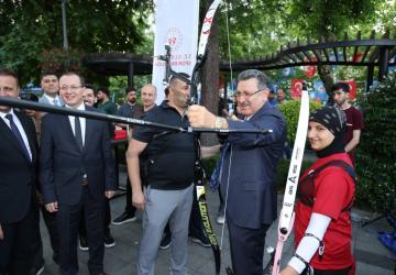 Yaz Spor Okulları açıldı: Genç’ten çocukların geleceğine vurgu