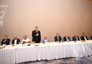 Başkan Sadıkoğlu, konteynerdeki işletmelerin sesi oldu