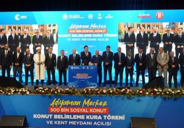 Bakan Kurum: ‘Kara gün kararıp kalmaz, Adıyaman yıkıldığı yerden doğruluyor’ - Videolu Haber
