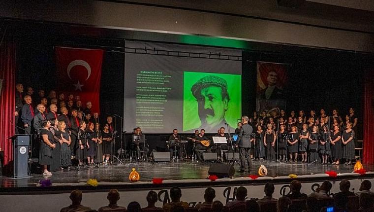 Madımak'ta katledilenler Gaziemir'de türkülerle anıldı
