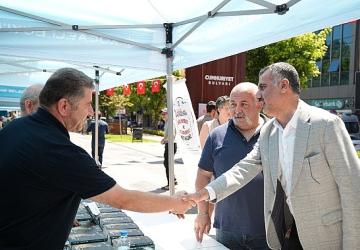Büyükşehir'in kitap sevgisi katlanıyor
