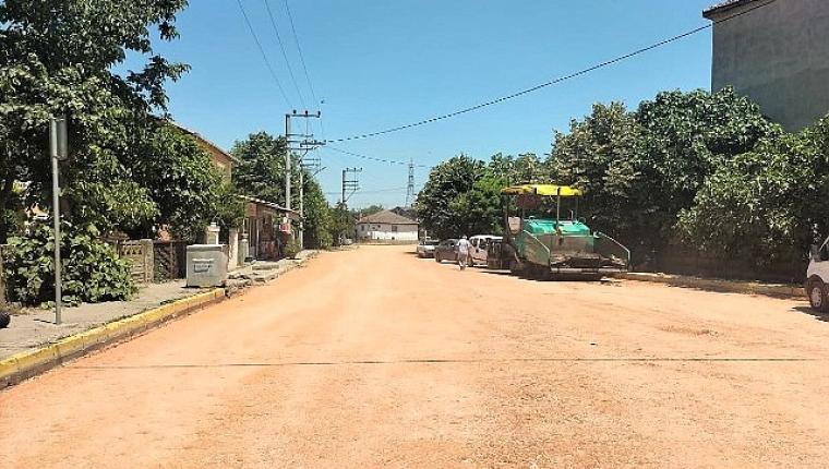 Kartepe Uzunbey'de Reform Caddesi yenileniyor