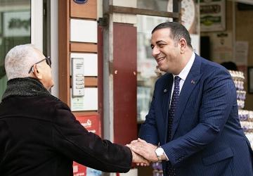 Narlıdere'nin Sokaklarında Artık Filler Geziyor