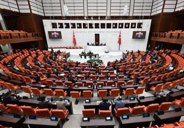 İYİ Parti’nin askeri hastanelere ilişkin önergesi reddedildi: MHP oylamaya katılmadı