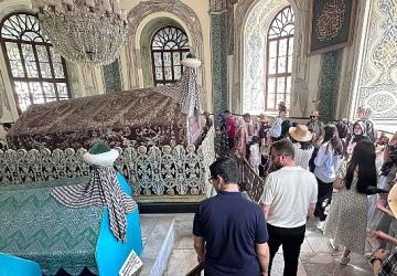 “Genç Seyyah Bursa" Gezisi ile Gençler Tarihin İzini Sürüyor
