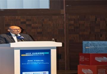 İzmir, sürdürülebilir ulaşımın yol haritasını dünyayla paylaşıyor