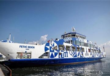 İZDENİZ'in ek seferleriyle 20 bin araç trafiğe çıkmadı