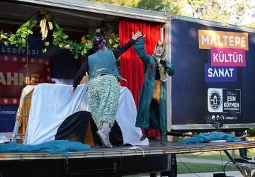 Maltepe'de gezici yaz tiyarosu başladı