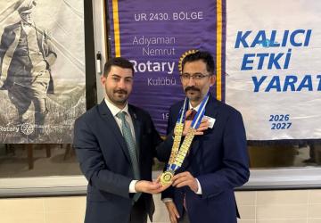 Nemrut Rotary Kulübü'nde başkanlık görevi Emrah Candar'a devredildi