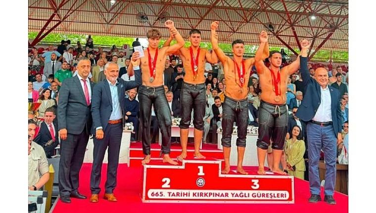 Keçiörenli Sporcular Avrupa'da ve Kırkpınar'da Zirveye Çıktı
