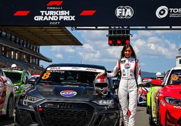 Seda Kaçan İstanbul Park'ta Fırtınayı Zafere Dönüştürdü