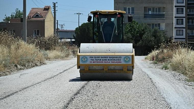 Muradiye ve Karaali'de Asfalt Çalışmaları Hız Kesmeden Sürüyor