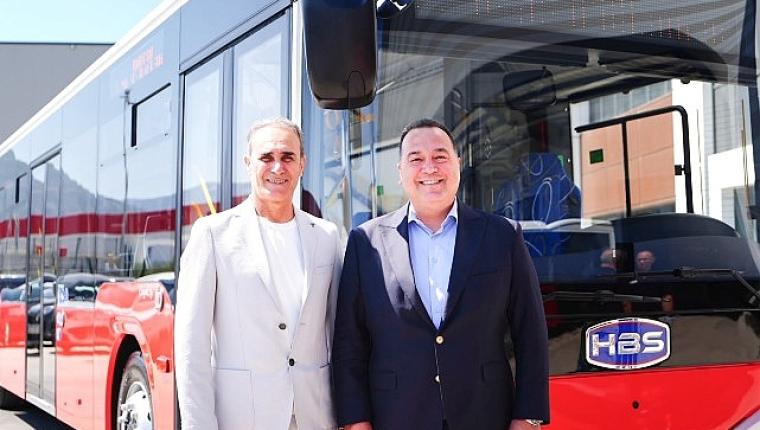 Manisa Büyükşehir, Toplu Ulaşım Filosunu 15 Yeni Otobüsle Güçlendiriyor
