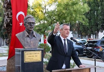 Ali Rıza Ertan Şiir Yarışması'nda ödüller sahiplerini buldu