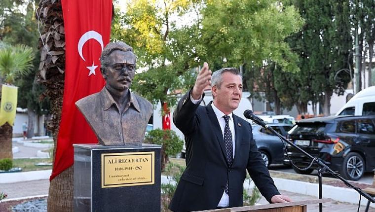 Ali Rıza Ertan Şiir Yarışması'nda ödüller sahiplerini buldu