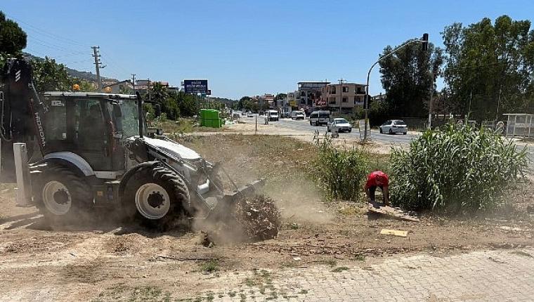 Menderes'in Sahil Bölgesinde Atık Seferberliği