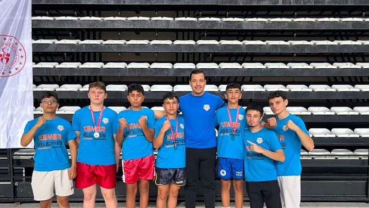 Kemer Belediye sporcularından yedi madalya