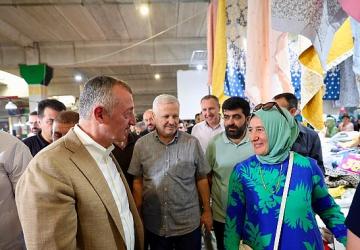 Aşure kazanı kardeşlik için kaynadı