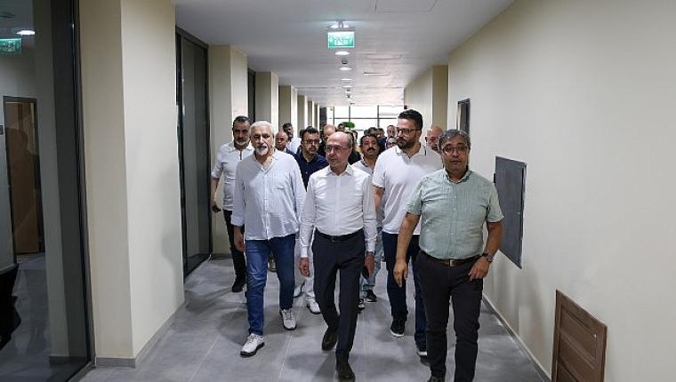 Başkan Pekyatırmacı, Selçuklu'nun Yatırım ve Hizmetlerini Meclis Üyeleri ile Birlikte Gezdi