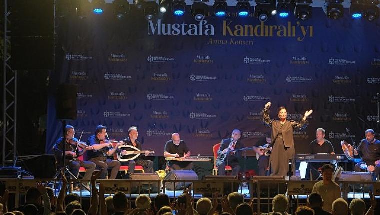 Mustafa Kandıralı eserleriyle anıldı