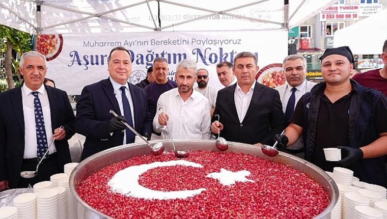 Manisa Büyükşehir'den Muharrem Ayında 20 Bin Kişiye Aşure İkramı