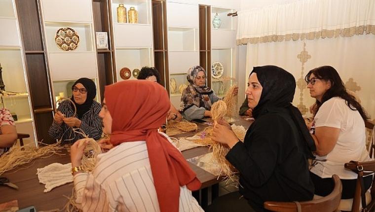 Kadın emeği “Ana Kafe'de" değer buluyor