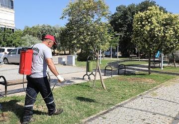 Menderes'in Parkları Daima Bakımlı