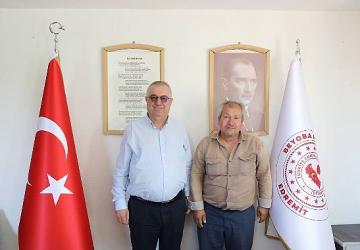 Başkan Ertaş muhtarları tek tek ziyaret etti