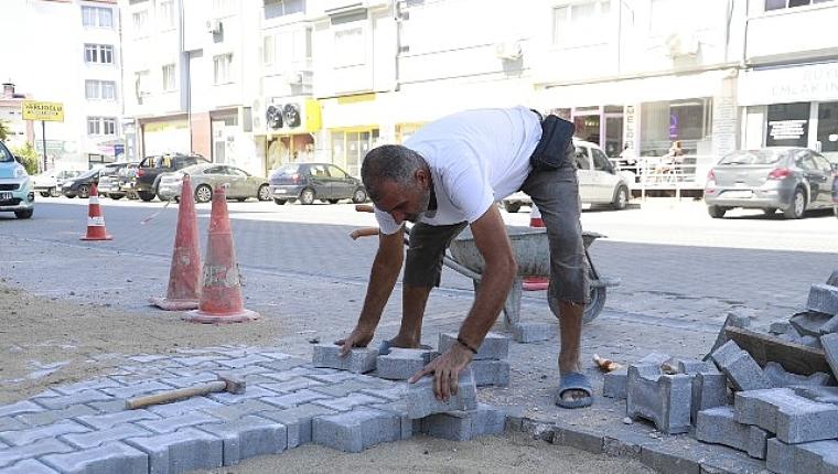 Burhaniye Belediyesi Fen İşleri Ekiplerinden Kesintisiz Hizmet