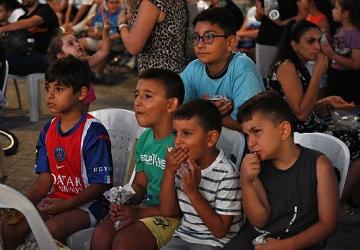 Bornova'da Açık Hava Sinemasına büyük ilgi