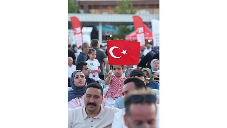 Büyükakın: Milli İrade Meydanı milletin hafızasında yaşayacak
