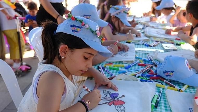 Çocukların neşesi, ailelerin mutluluğu aynı etkinlikte
