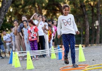 Çocuklar Kadifekale'de doyasıya eğlendi