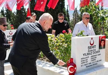 15 Temmuz Şehitleri Menemen'de dualarla anıldı