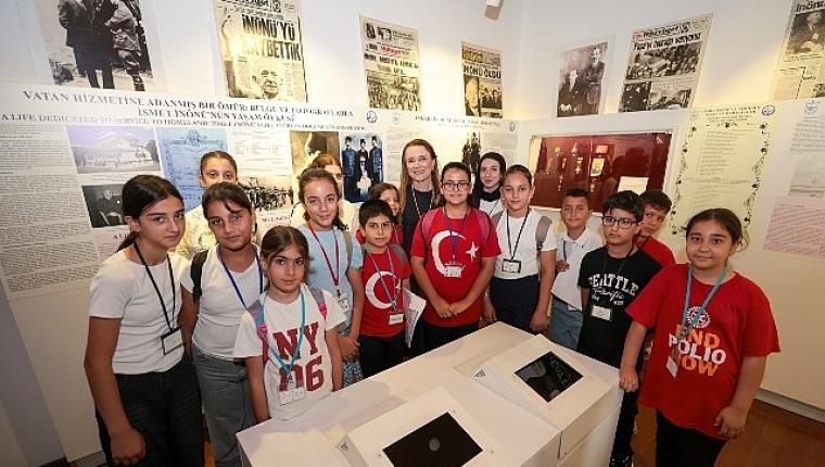 Lozan Barış Antlaşması'nın 103. yılı Konak'ta kutlandı