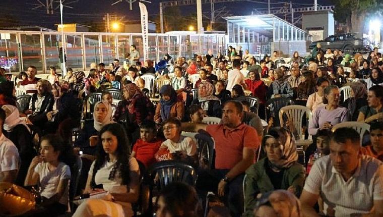 Çumra'da "Sinema Yollarda" Etkinliğine Yoğun İlgi