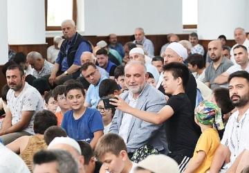 O İlçede Camiler Çocuklarla Doldu Taştı