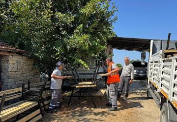 Büyükşehir'den Manavgat'a bank ve piknik masası desteği