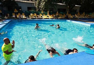 Efes Selçuk'ta Engelsiz Çocukların Kulaçları Geleceğe Uzanıyor