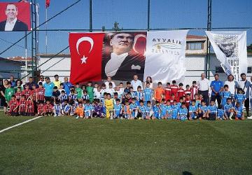Ayvalık Belediye Başkanı Mesut Ergin: “Sporun, dostluğun ve kardeşliğin bir arada olduğu güzel bir turnuva olsun"