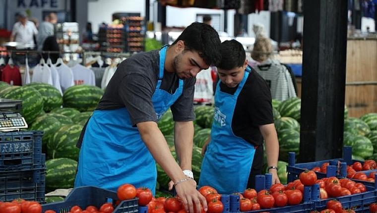 Kartepeli Gençlerin Kamp Macerası Sertifikayla Taçlandı